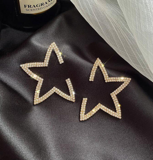 DAZZLING STAR EARRINGS