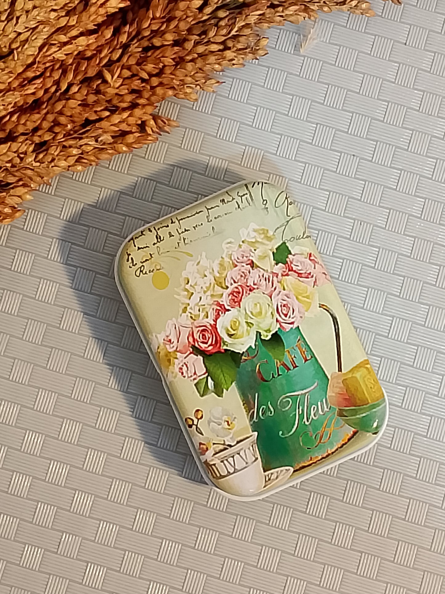 Floral Vintage Theme Tinbox